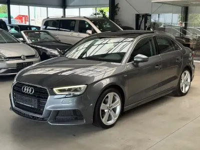 Gebraucht Audi A3 Sport 150 PS (110 kW) 2018 Grau Limousine
