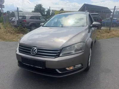 Gebraucht VW Passat Trendline 122 PS (89 kW) 2011 Braun Kombi