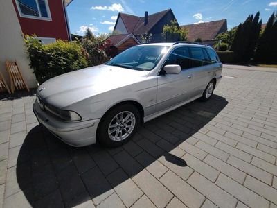 BMW 525