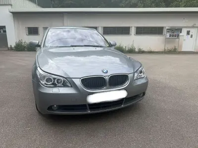 Gebraucht BMW 530 258 PS (189 kW) 2005 Grau Limousine