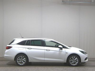 Weiss Gebraucht 2020 Opel Astra Elegance Kombi | 7.480 € (Superpreis)