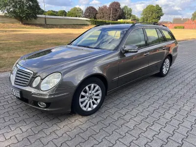 Gebraucht Mercedes E320 Elegance 224 PS (164 kW) 2008 Braun Limousine