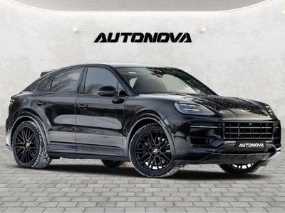 Gebraucht Porsche Cayenne E-Hybrid Coupe 470 PS (345 kW) 2025 Schwarz SUV