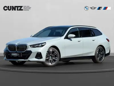 Neu BMW 520 Performance 197 PS (144 kW) 2026 Grau Kombi