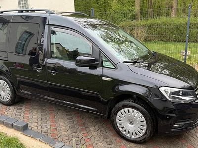 Gebraucht VW Caddy Comfortline 125 PS (91 kW) 2018 Schwarz Van / Kleinbus