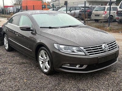 Schwarz Gebraucht 2013 VW Passat Limousine | 7.580 € (Guter Preis)