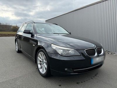 Gebraucht BMW 525 197 PS (144 kW) 2009 Schwarz Kombi