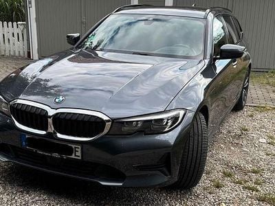 BMW 330e