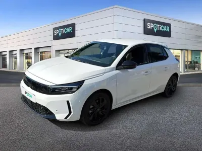 Używany Opel Corsa 101 KM (74 kW) 2024 Biały Hatchback