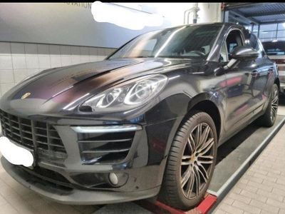 Porsche Macan S
