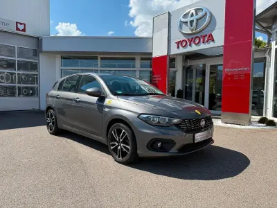 Gebraucht Fiat Tipo Lounge 120 PS (88 kW) 2017 Grau Limousine