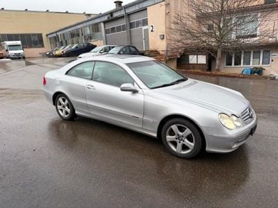 Gebraucht Mercedes CLK240 170 PS (125 kW) 2002 Silber Coupé