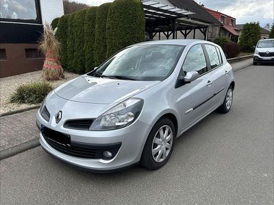 Gebraucht Renault Clio II Rip Curl 101 PS (74 kW) 2009 Grau Limousine