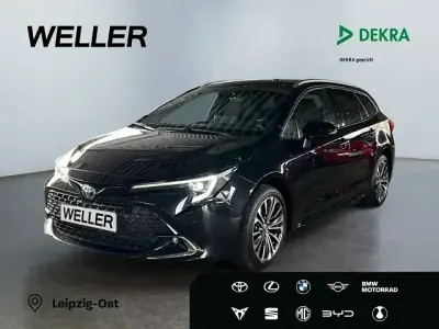 Gebraucht Toyota Corolla Team 140 PS (102 kW) 2024 Schwarz Kombi