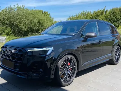 Gebraucht Audi SQ7 Sport 507 PS (372 kW) 2024 Schwarz SUV