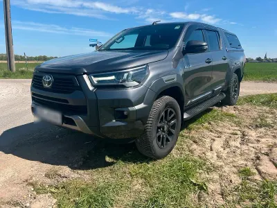 Gebraucht Toyota HiLux 204 PS (150 kW) 2020 Grau Pickup