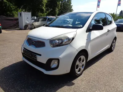 Gebraucht Kia Picanto Attract 69 PS (50 kW) 2012 Weiß Kleinwagen