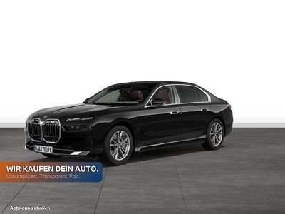 Gebraucht BMW 750e Executive 489 PS (359 kW) 2025 Black sapphire metallic Limousine