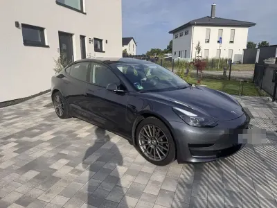 Gebraucht Tesla Model 3 RWD 239 kW (325 PS) 2022 Grau Limousine