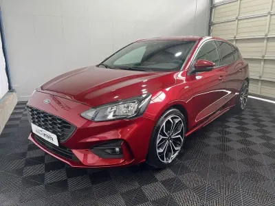 Gebraucht Ford Focus ST-Line 150 PS (110 kW) 2019 Rot Limousine
