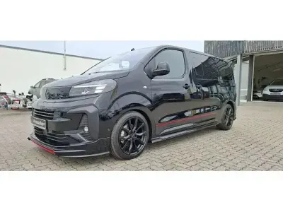 Usata Opel Vivaro Basis 130 CV (95 kW) 2025 Nero Monovolume