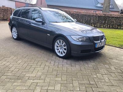 BMW 325