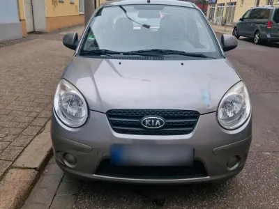 Gebraucht Kia Picanto 54 PS (39 kW) 2009 Gold Kleinwagen