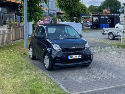 Gebraucht Smart ForTwo Electric Drive 60 kW (82 PS) 2021 Schwarz Coupé
