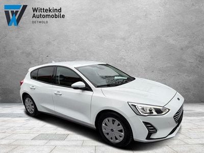 Gebraucht Ford Focus Trend 101 PS (74 kW) 2019 Weiß Limousine
