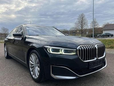 Gebraucht BMW 740L 340 PS (250 kW) 2022 Schwarz Limousine