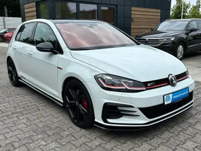 Gebraucht VW Golf VII GTI 290 PS (213 kW) 2019 Pure white Limousine