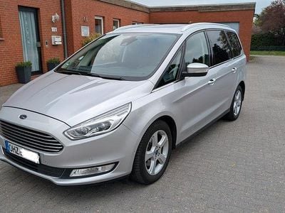 Second-hand Ford Galaxy Titanium 241 CP (177 kW) 2018 Argintiu Monovolum