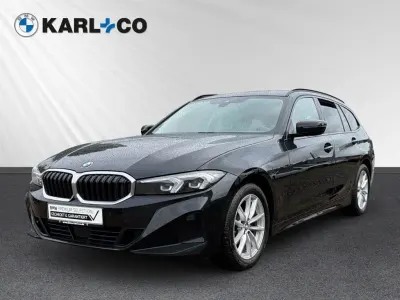 Gebraucht BMW 318 Sport Line 150 PS (110 kW) 2023 Black sapphire metallic (schwarz) Kombi