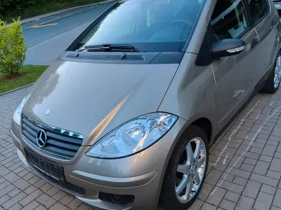 Gebraucht Mercedes A150 95 PS (69 kW) 2006 Gold Limousine