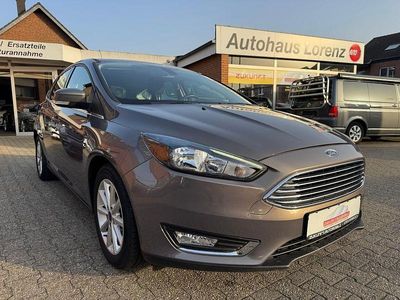 Używany Ford Focus Titanium 101 KM (74 kW) 2015 Brązowy Sedan/Limuzyna