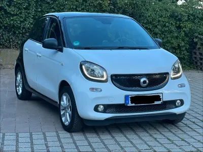 Gebraucht Smart ForFour 90 PS (66 kW) 2019 Weiß Kleinwagen