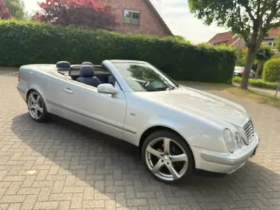 Używany Mercedes CLK200 Elegance 136 KM (100 kW) 1999 Srebrny Kabriolet