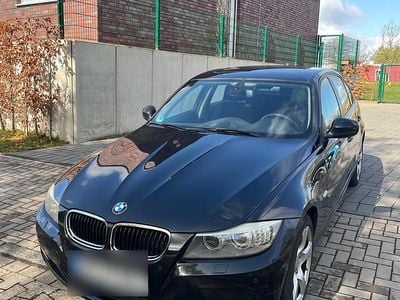 Brugt BMW 318 Comfort Edition 143 HK (105 kW) 2011 Sort Sedan