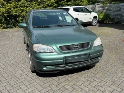 Gebraucht Opel Astra 75 PS (55 kW) 1998 Grün Limousine