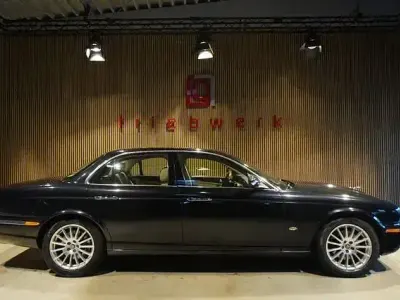 Usata Jaguar XJ6 207 CV (152 kW) 2007 Nero Berlina