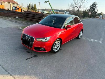 Gebraucht Audi A1 Sportback 86 PS (63 kW) 2013 Rot Kleinwagen