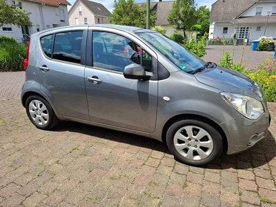Opel Agila