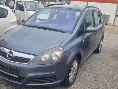 Second-hand Opel Zafira Edition 94 CP (69 kW) 2006 Gri Monovolum