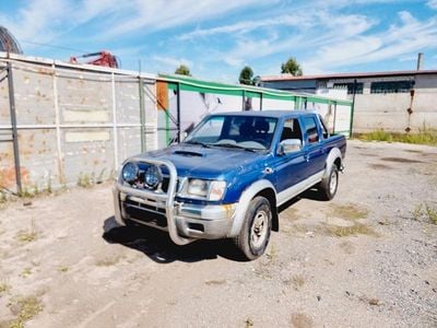 Gebraucht Nissan Navara 103 PS (75 kW) 2000 Blau Abholung