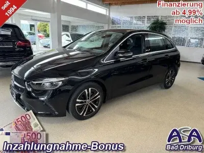 Gebraucht Mercedes B200 Advanced 150 PS (110 kW) 2024 Nachtschwarz Kleinwagen