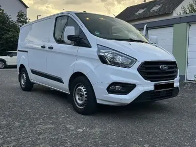 Gebraucht Ford Transit Custom 131 PS (96 kW) 2018 Weiß Van