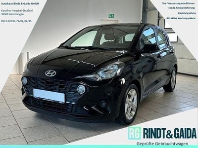 Met (schwarz Gebraucht 2022 Hyundai i10 Trend Kleinwagen | 15.999 € (Fairer Preis)