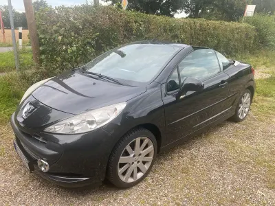 Gebraucht Peugeot 207 CC 120 PS (88 kW) 2008 Schwarz Cabrio