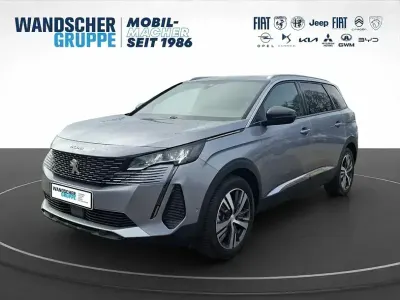 Gebraucht Peugeot 5008 Allure 136 PS (100 kW) 2023 Silberschwarz SUV