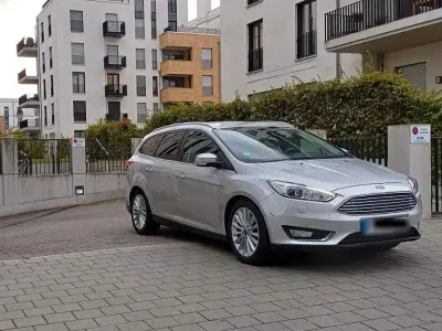 Used Ford Focus Titanium 182 HP (133 kW) 2015 Silver Estate